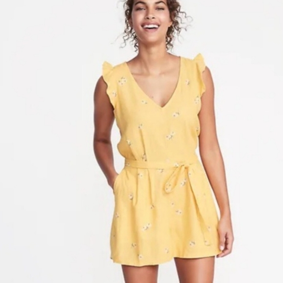 Old Navy Pants - NWT old navy linen romper